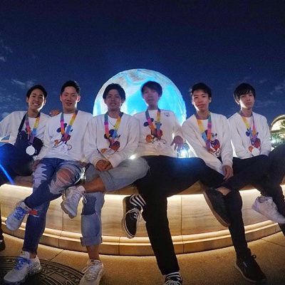 お揃いトレーナーコーデ