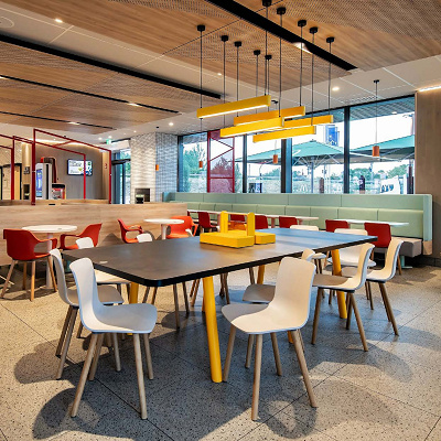 マクドナルドの店内イメージ