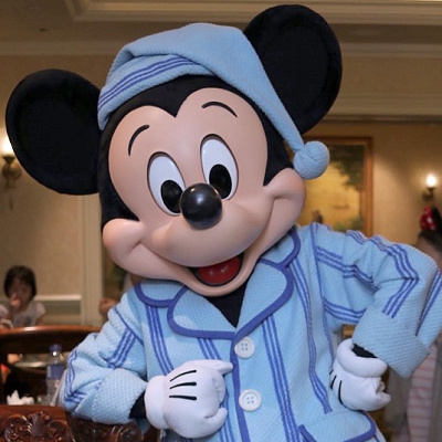 限定グリーティング：パジャマ姿のミッキー！