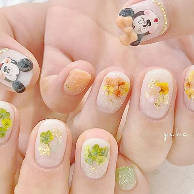 ミッキーネイル