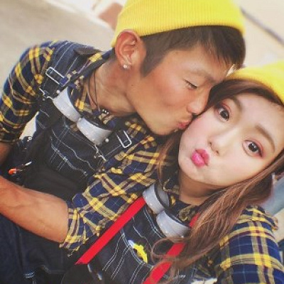 チェックシャツで作るミニオンカップルコーデ