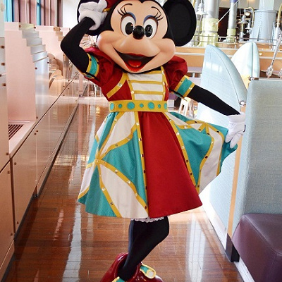 ディズニーキャラクターダイニングで会えるミニー