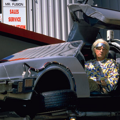 改良された未来のデロリアン