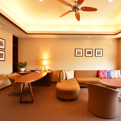 モノリスタワー「ジュニアスイート」