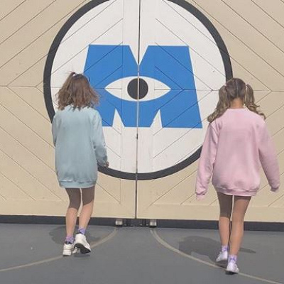 モンスターズ・インクの扉