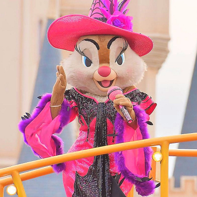 今年からは新コスチューム！