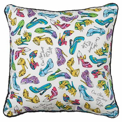 女性らしいハイヒールデザインが素敵