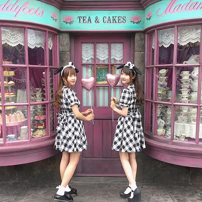 ワンピースの双子コーデ