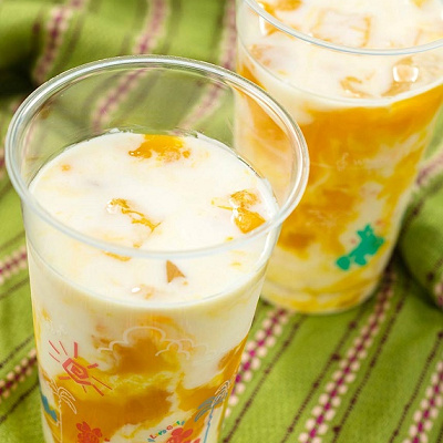オレンジゼリー＆マンゴーのラッシー