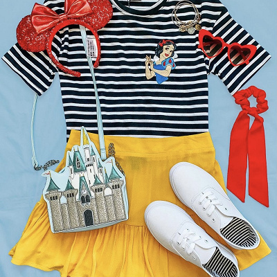 柄Tシャツコーデ