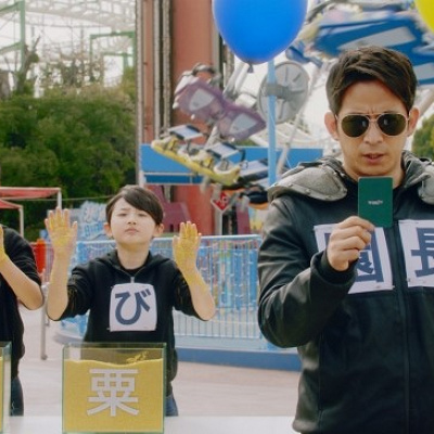 ちび園長と共演する岡田園長