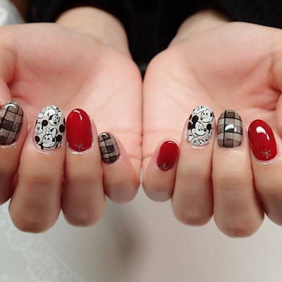 赤×グレーチェックネイル