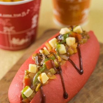 「リフレッシュメントコーナー」スペシャルホットドックセット 960円