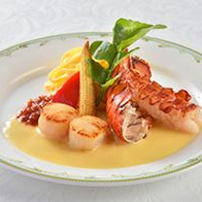 オマール海老のローストと帆立貝のソテーバターソース
