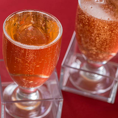 ロゼ・スパークリングワイン（グラス）