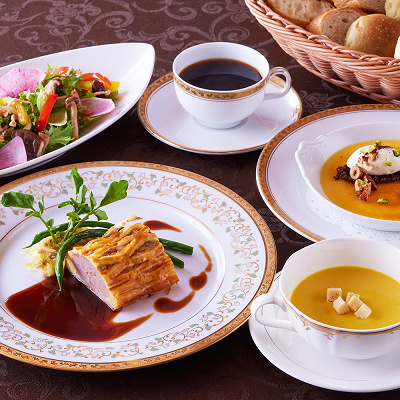 シーズナルセレクトランチ