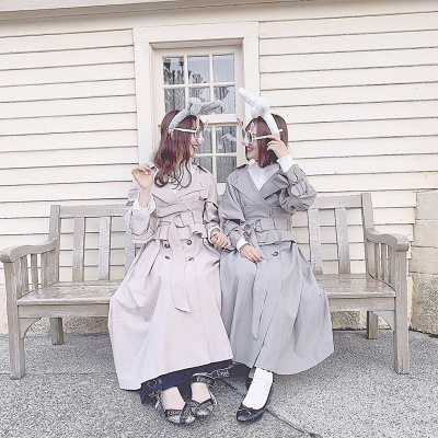 上級者の着こなし！ロングトレンチのおそろコーデ