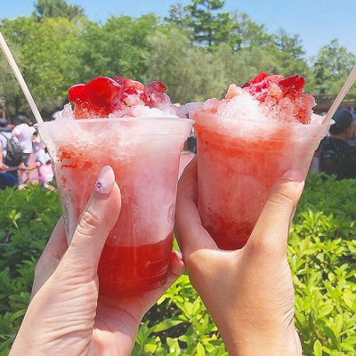 シェイブアイス（ストロベリーミルク）