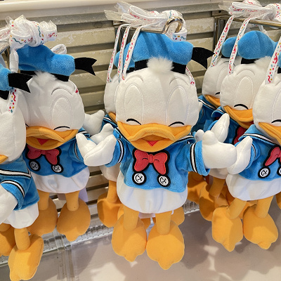 ぬいぐるみバッジ(ドナルドパルパルーザグッズ2025)| キャステル  