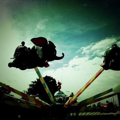 どこか懐かしい「ダンボ」の世界