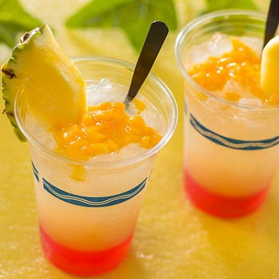 スパークリングカクテル（ラム&トロピカルフルーツ）