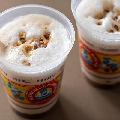 スペシャルカフェラテ（キャラメル・チョコレート＆アーモンド）