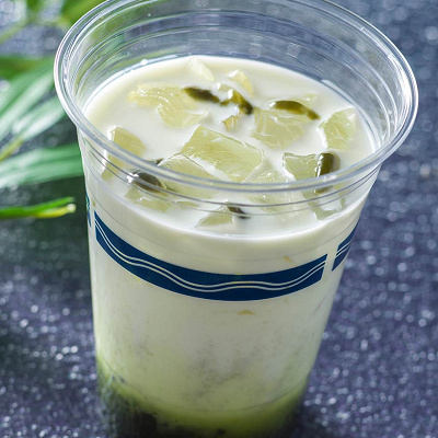 スペシャルカクテル（抹茶リキュール＆ミルク）