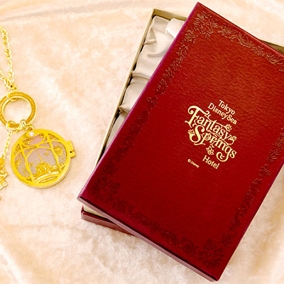 グランドシャトー宿泊者限定グッズのスペシャルキーホルダー