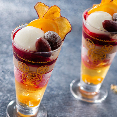 スペシャルパフェ、コレクタブルグラス付き