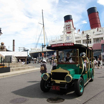 S.S.コロンビア号とクラシックカー