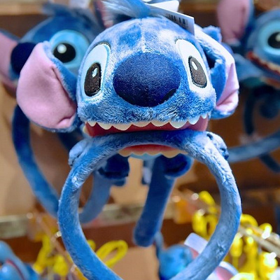 スティッチが頭に！？ぬいぐるみ付きのかわいいカチューシャ
