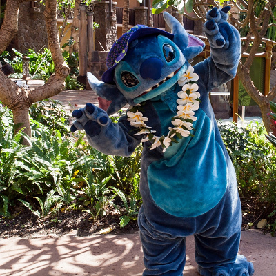 ディズニーランドで会えるスティッチ