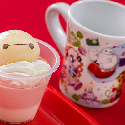 ストロベリームース、スーベニアカップ付き