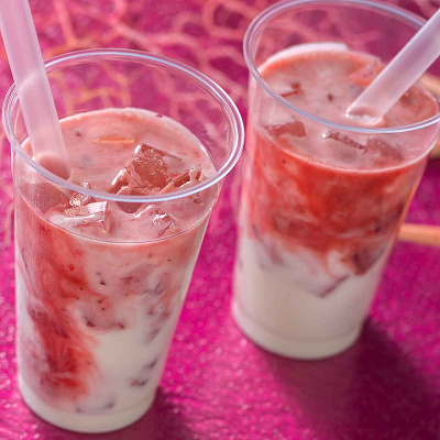 ストロベリーヨーグルトドリンク