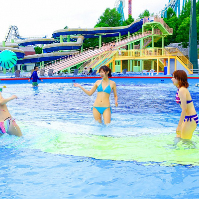 夏季限定プール