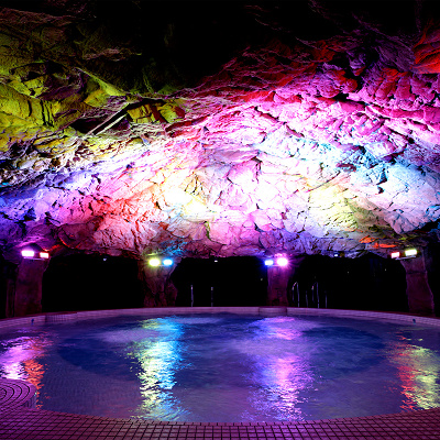 サマーランドのナイトプール