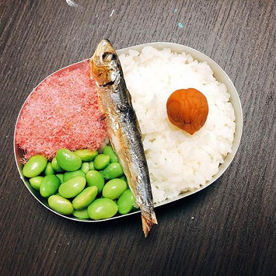 サツキがメイに渡したお弁当