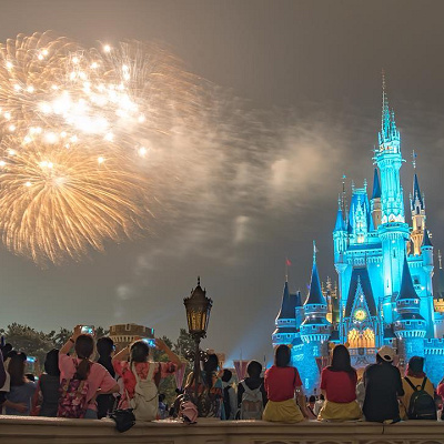 シンデレラ城越しに見るブランニュードリームも素敵