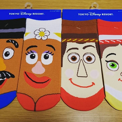 左右異なるデザインがかわいい！