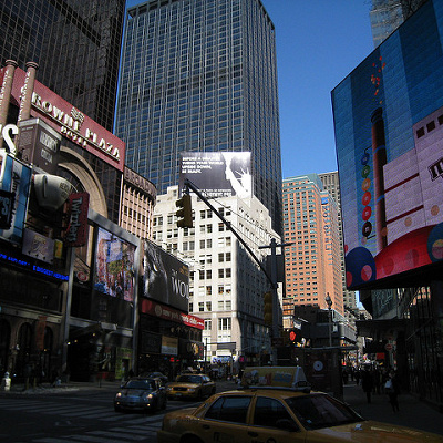 ディズニープリンセスが迷い込んだのは…なんとニューヨーク