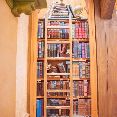 ベルが登ったはしご