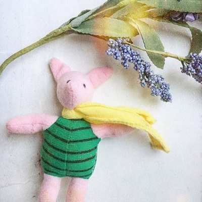 原作のピグレットは服が緑色