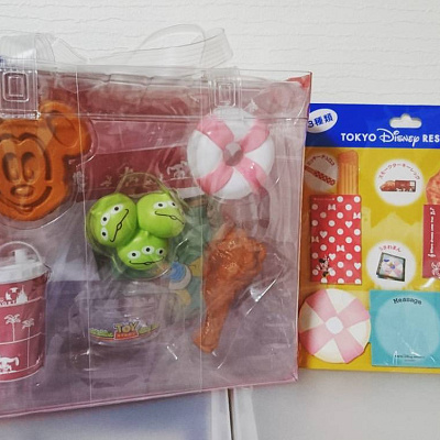 写真右側がメモセットです。