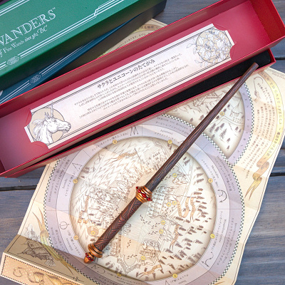 ユニバーサル・スタジオ・ジャパン限定の杖／サクラとユニコーンのたてがみ