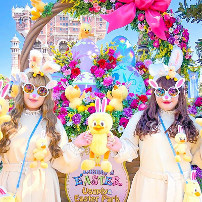 うさピヨ×春色ワンピースの双子コーデ