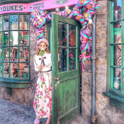 USJ「ハニーデュークス」/扉からレディ登場