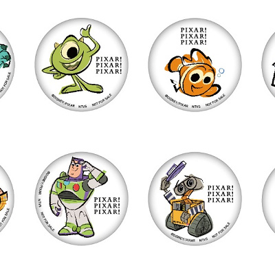 会場購入者特典の缶バッジ