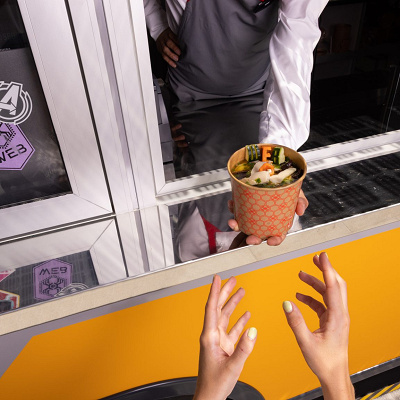 ウェブ・フード・トラック