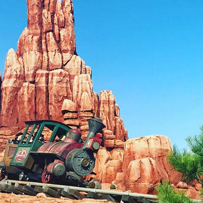 夜だからこそ楽しめるアトラクションとは？