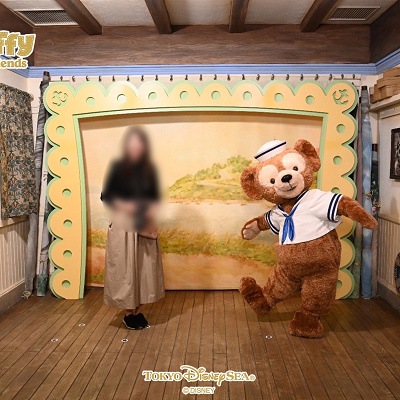 グリーティングではダッフィーと写真撮影ができる